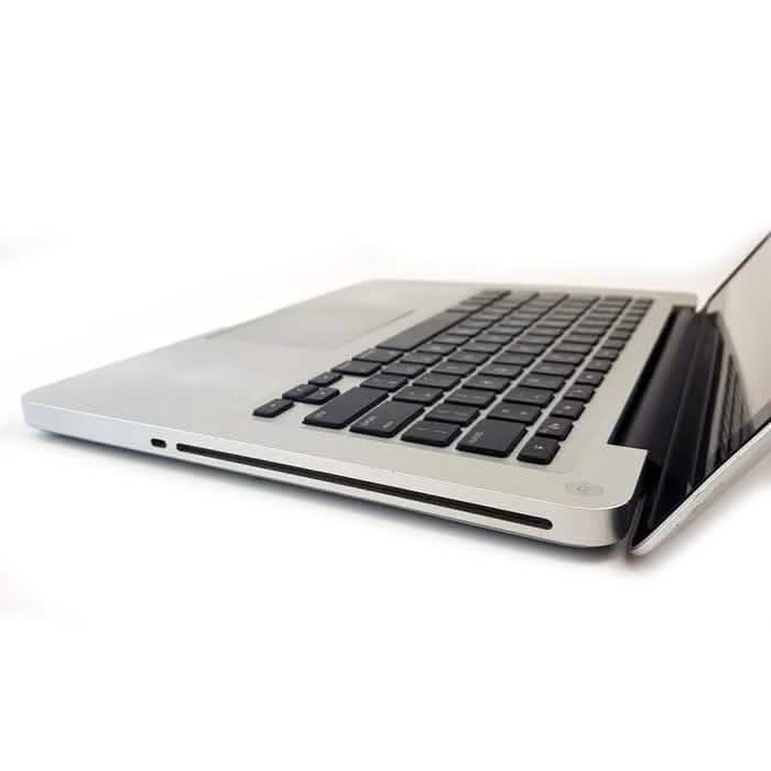 Apple Macbook Pro 13 MC374LL/A Mitte 2010 A1278 Core 2 DUO 2,26 GHz 4 GB 512 GB HDD (Generalüberholt)