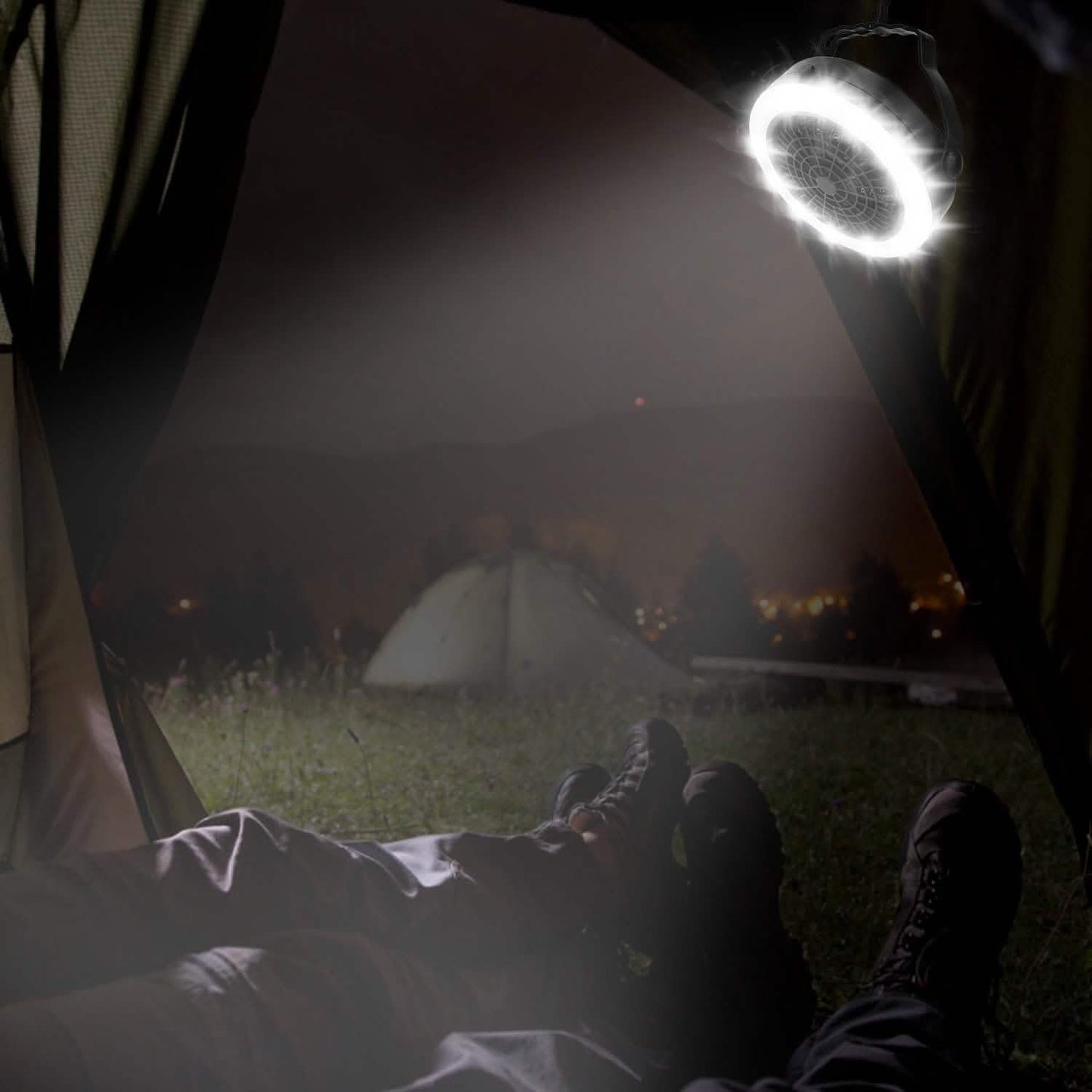 2-in-1 tragbarer Camping-LED-Ventilator, batterie-/USB-betrieben für den Außenbereich