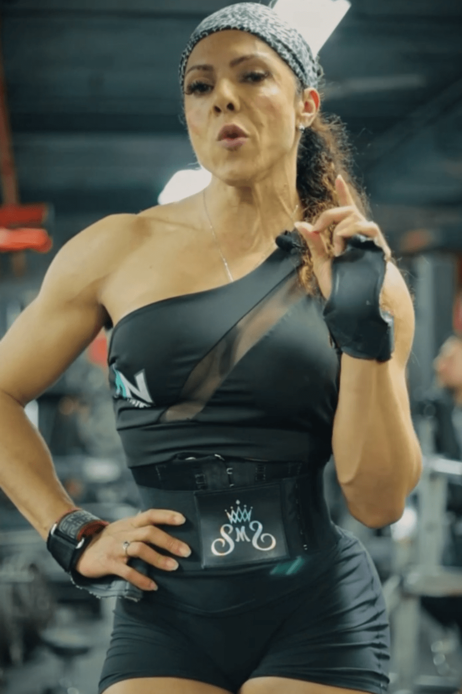 MINI SQUEEZ BELT – Doppelte Kompression, doppelte Kurven!
