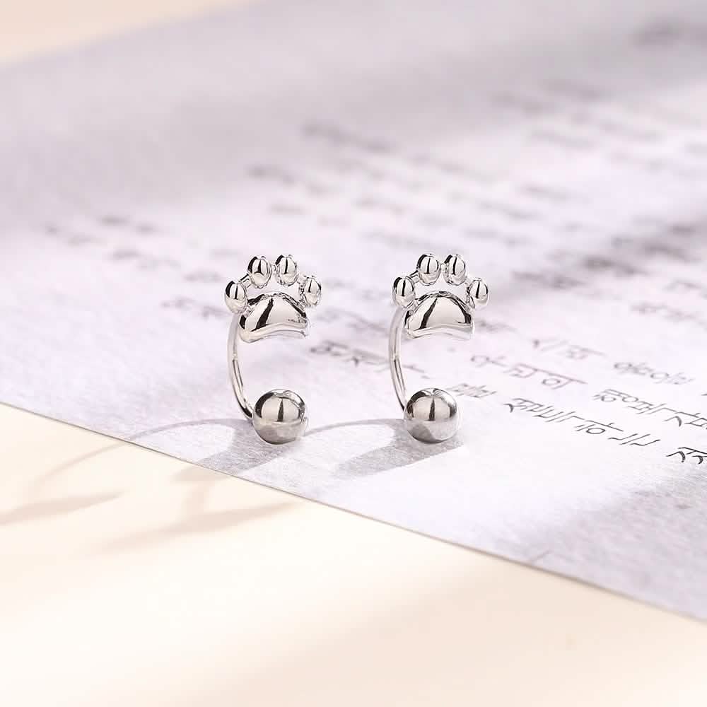 Ohrstecker Katzenpfote aus Sterlingsilber – Schraubverschluss, elegant und schlicht
