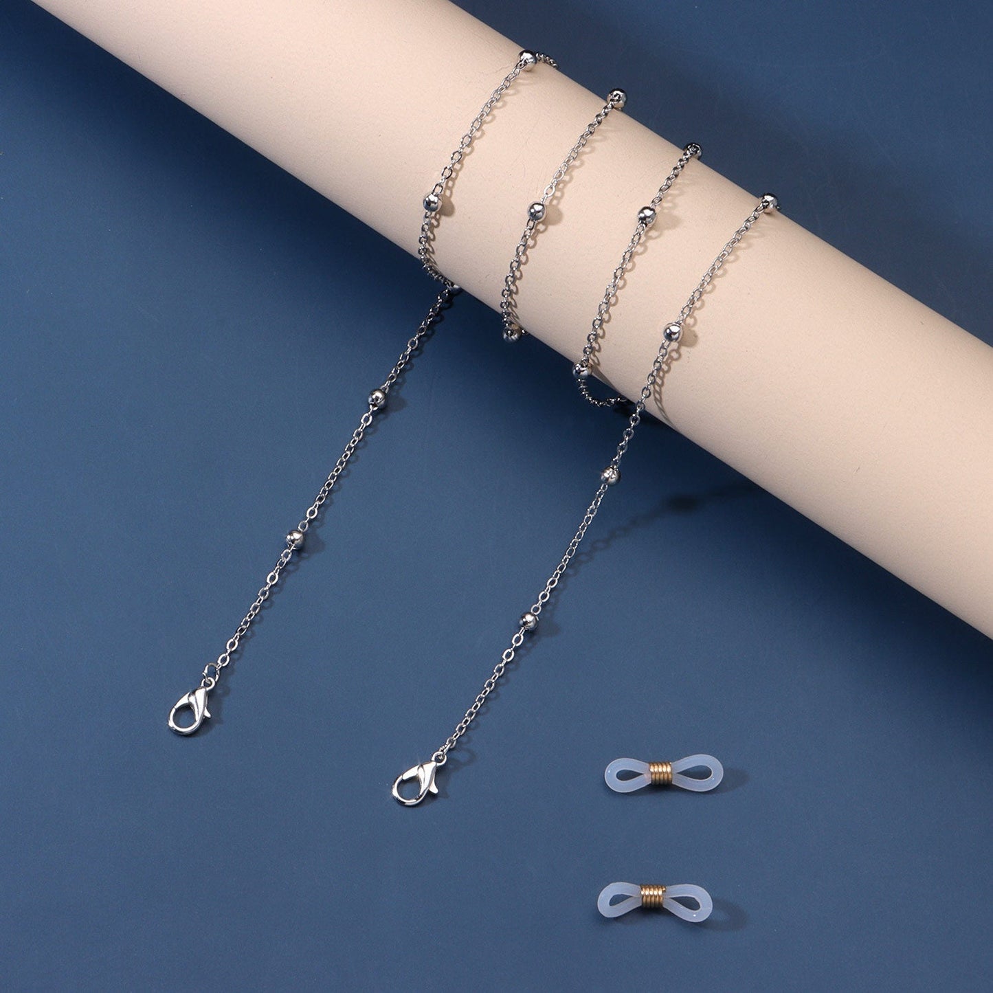 Damen-Sonnenbrille mit Metall-Brillenkette