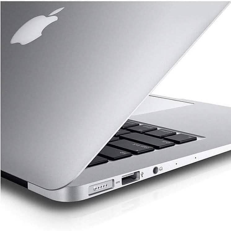 Apple MacBook Air 13.3" (2017) MQD32LL/A Intel Core i5 - 8GB Arbeitsspeicher, 128GB SSD (Generalüberholt)