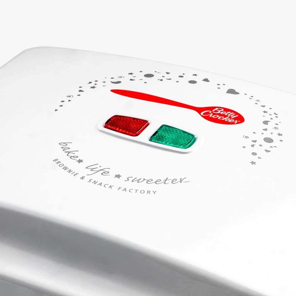 Betty Crocker Brownie Maker und Snack Factory