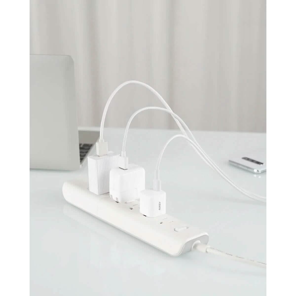 PA-B1 Omnia Mini 20W USB C PD Ladegerät Weiß