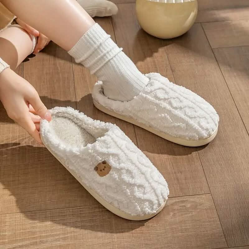 Slipper mit weicher Sohle, flach, rutschfest, warm
