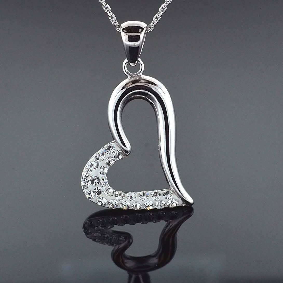 Halsketten aus Sterlingsilber mit Liebesherz-Anhänger