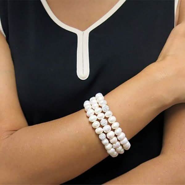 Swarovski Kristallkugel und echte Süßwasserperle Stretch-Armband