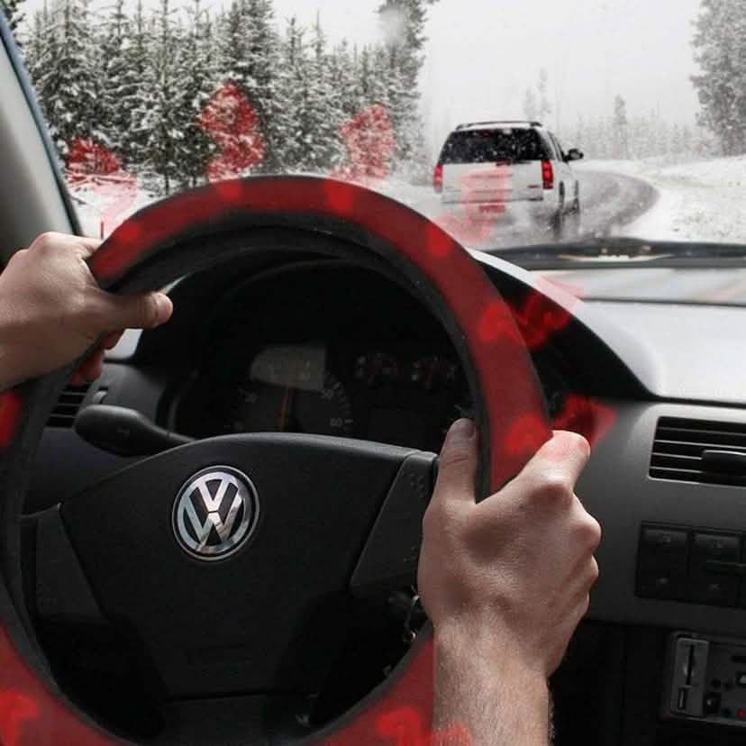 Eng anliegender beheizbarer Lenkradbezug für das Auto