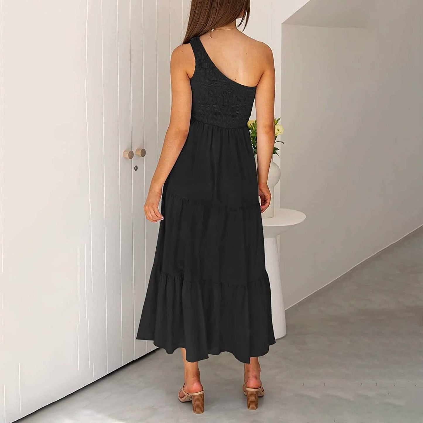 Damen One-Shoulder Ärmellos Gesmokt Rüschen Stufen Strand Langes Midikleid