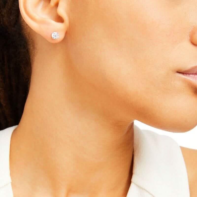0,25 Karat Gesamtgewicht, natürliche Diamantohrstecker aus 14 Karat Weiß- oder Gelbgold