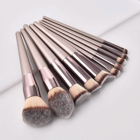 10-teilig: Leuchtende Make-up-Pinsel