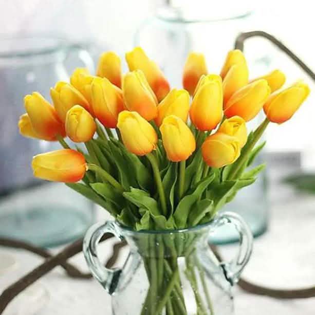 10-teilig: PU-Blumenstrauß im modernen Stil für den Tisch