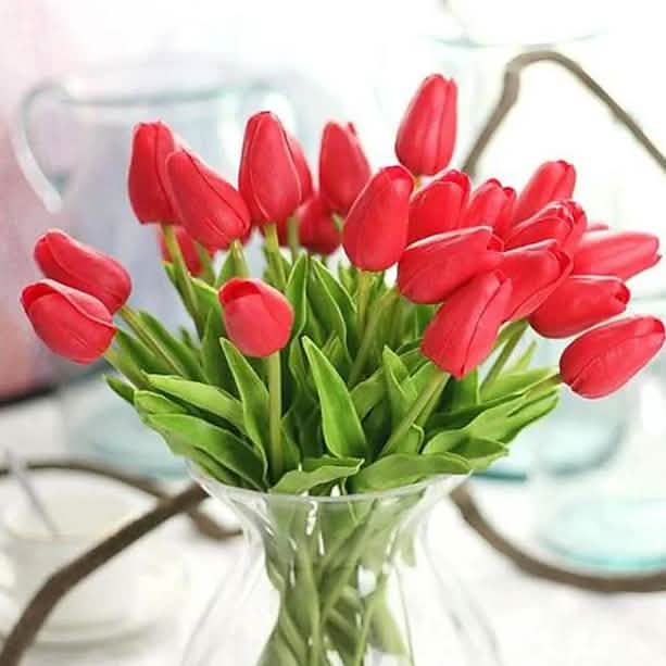 10-teilig: PU-Blumenstrauß im modernen Stil für den Tisch