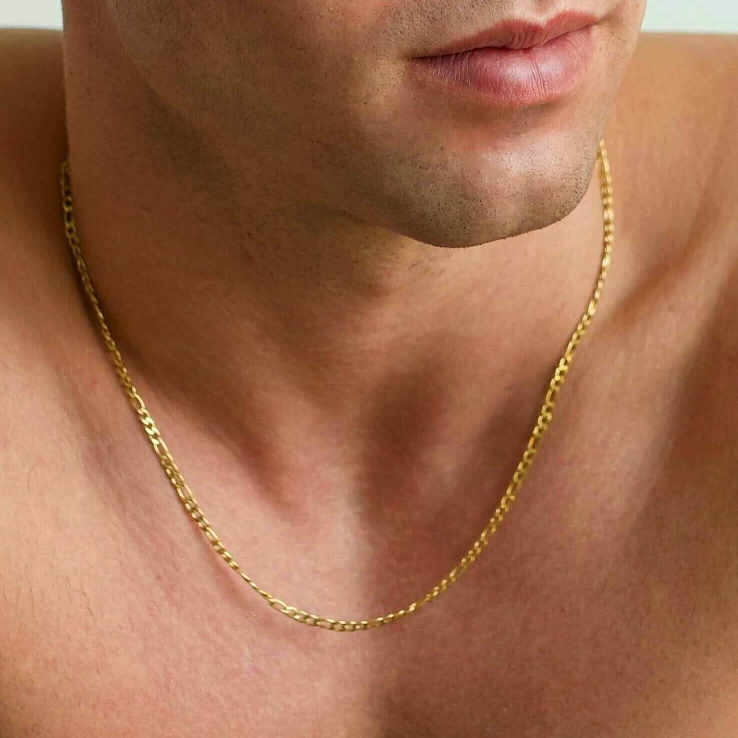 Halskette mit Anhänger, 10 Karat Massivgold, 3 mm, italienisches Figaro-Kettenglied