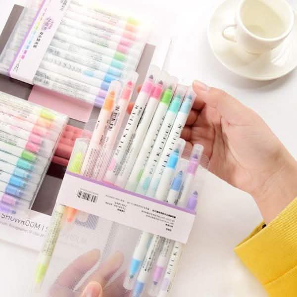 12-teiliges Set: Niedliche fluoreszierende Textmarker mit Doppelspitze