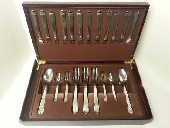 12 Gedecke 72-teilig: Guy Degrenne Besteck-Set