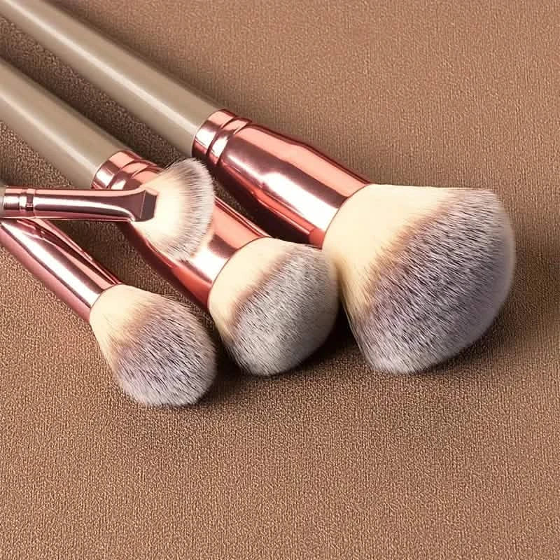15-teiliges Set: Professioneller Make-up-Pinsel