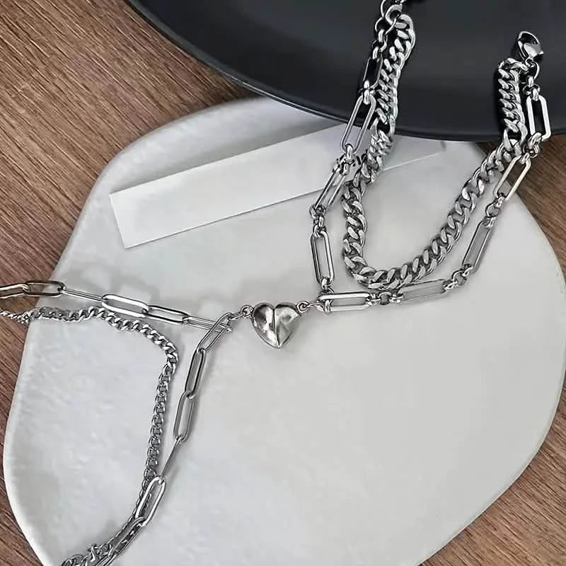 2-teilig: Liebhaber-Armband aus Titanstahl mit Liebesmagnet