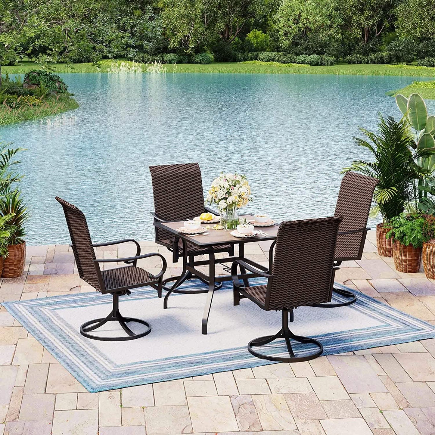 2-teiliges: Outdoor-Esstischstuhl-Set aus drehbaren Rattan-Stühlen