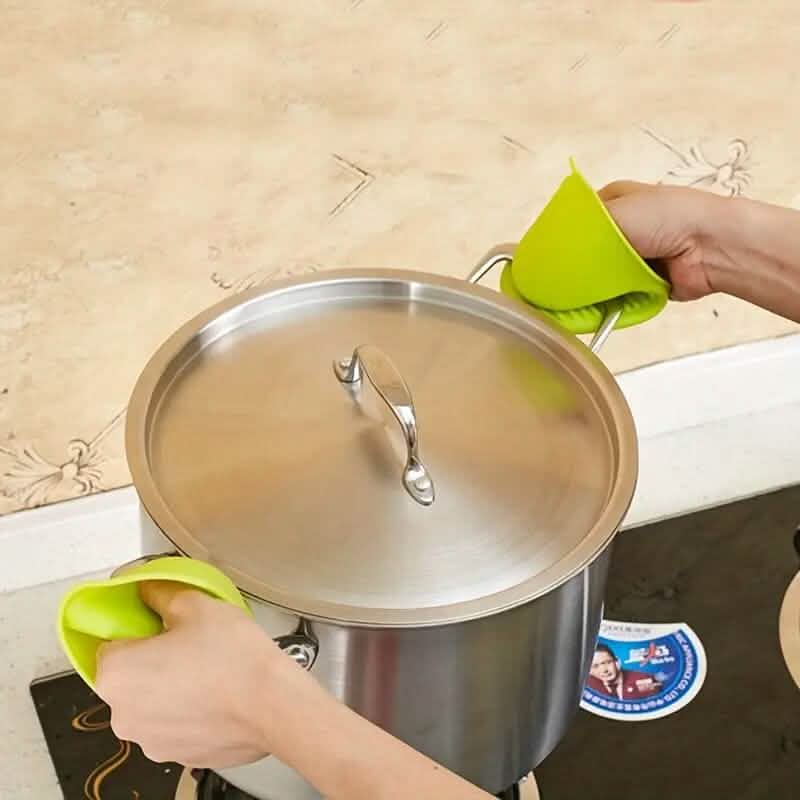 2-teilig: Ofenhandschuhe und Topflappen aus Silikon