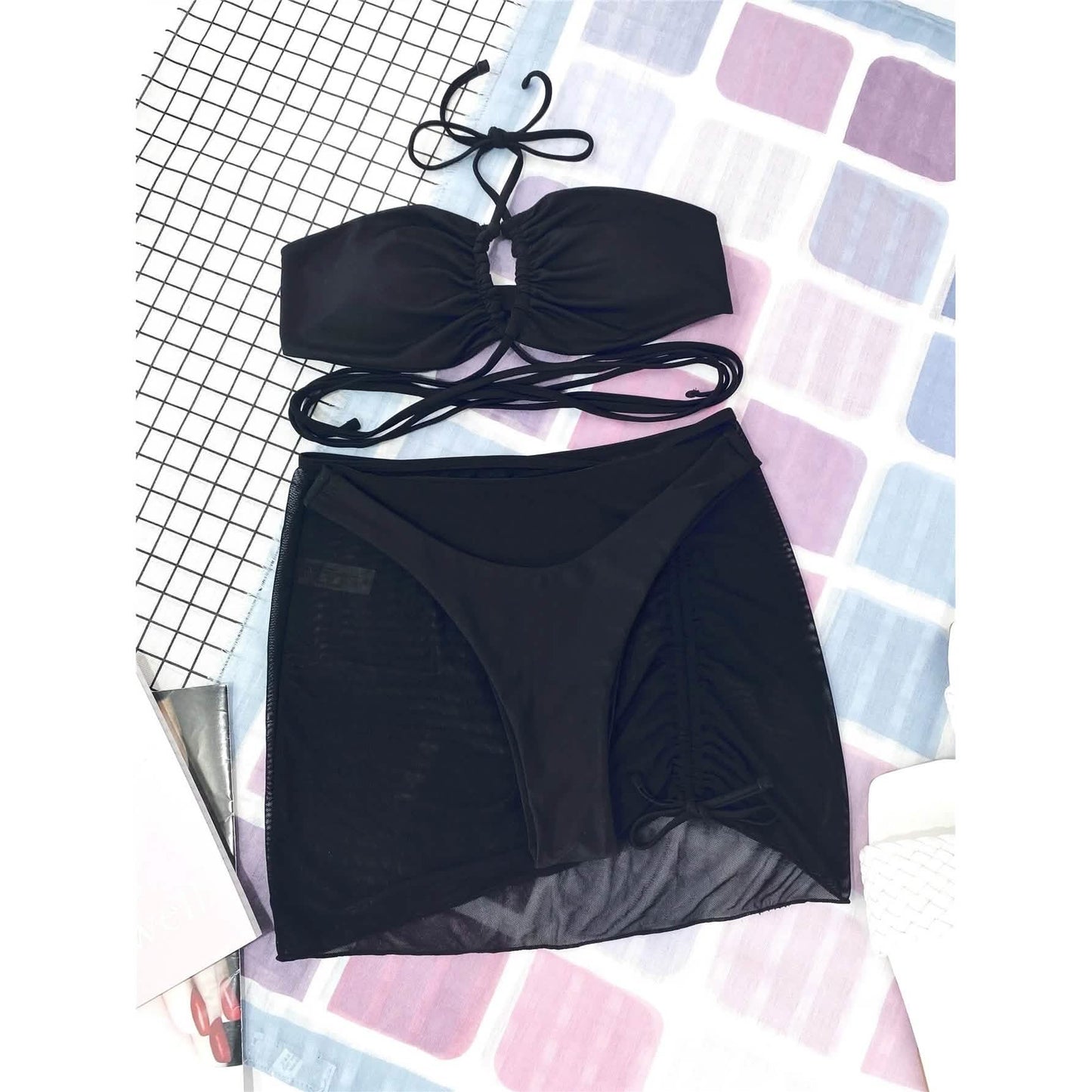 3er-Pack: Criss-Cross Neckholder Bikini und Strandrock