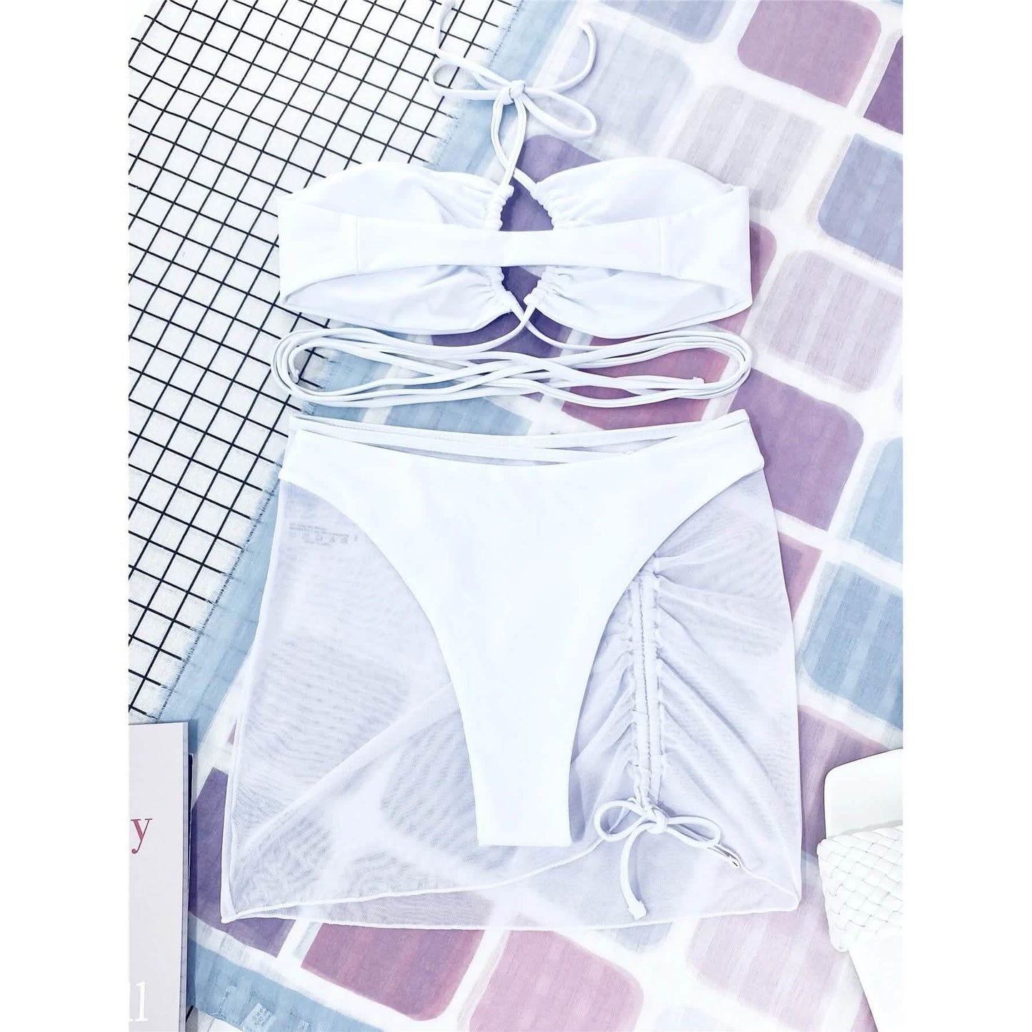 3er-Pack: Criss-Cross Neckholder Bikini und Strandrock