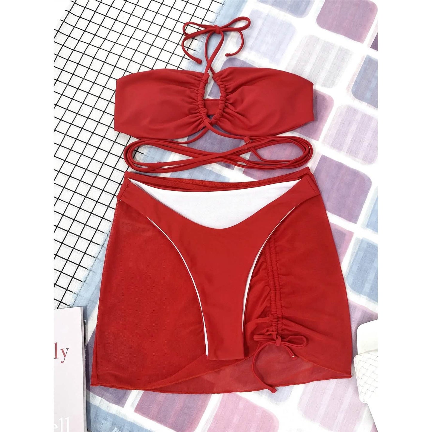 3er-Pack: Criss-Cross Neckholder Bikini und Strandrock