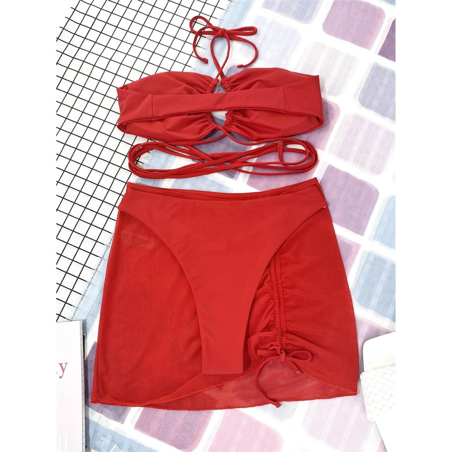 3er-Pack: Criss-Cross Neckholder Bikini und Strandrock