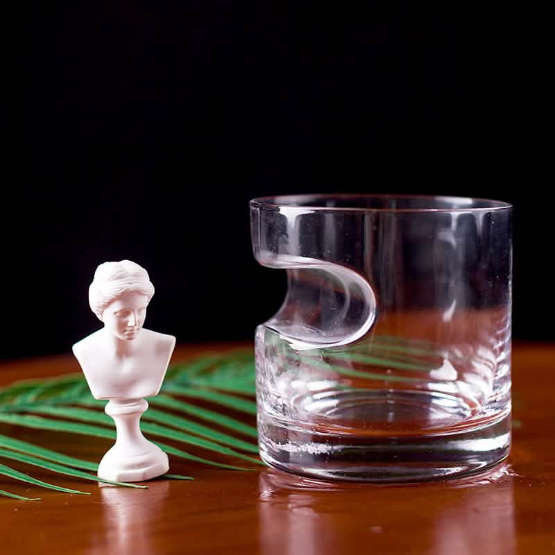 3-teiliges Set: Whiskygläser mit Zigarrenhalter und Zigarrenschneider