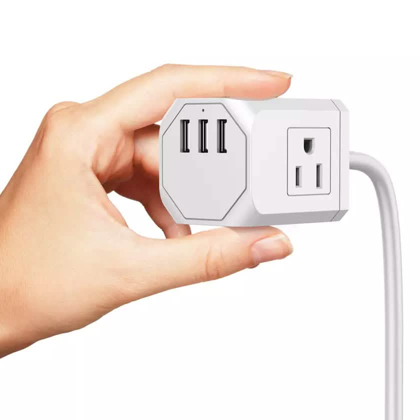 3 Steckdosen mit 3 USB-Anschlüssen (1,5 m Kabel)