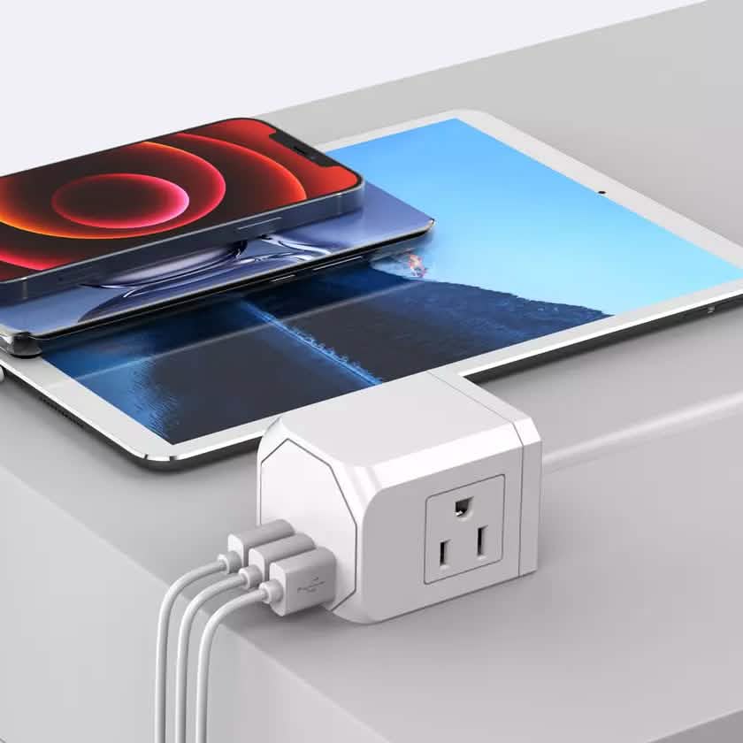 3 Steckdosen mit 3 USB-Anschlüssen (1,5 m Kabel)