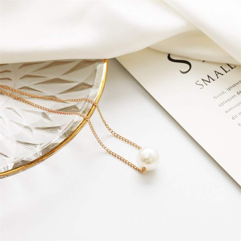 Minimalistische weiße Perlenkette für Damen – elegantes Statement-Collier