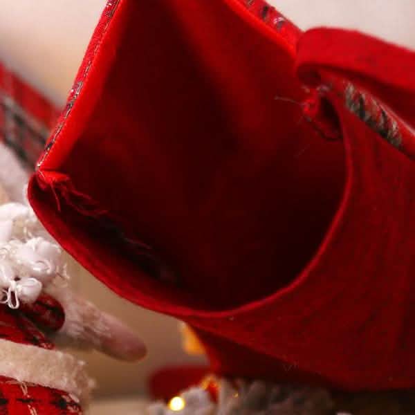 4er-Pack: Kreative Weihnachtssocken im neuen Stil mit Puppenmotiv