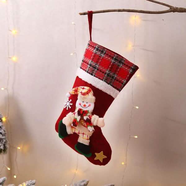 4er-Pack: Kreative Weihnachtssocken im neuen Stil mit Puppenmotiv
