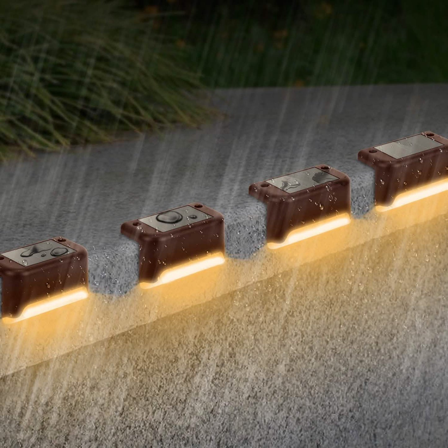 4-teilig: Solarbetriebene LED-Treppenleuchten