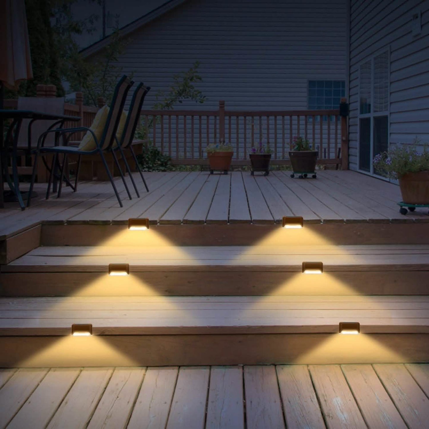 4-teilig: Solarbetriebene LED-Treppenleuchten