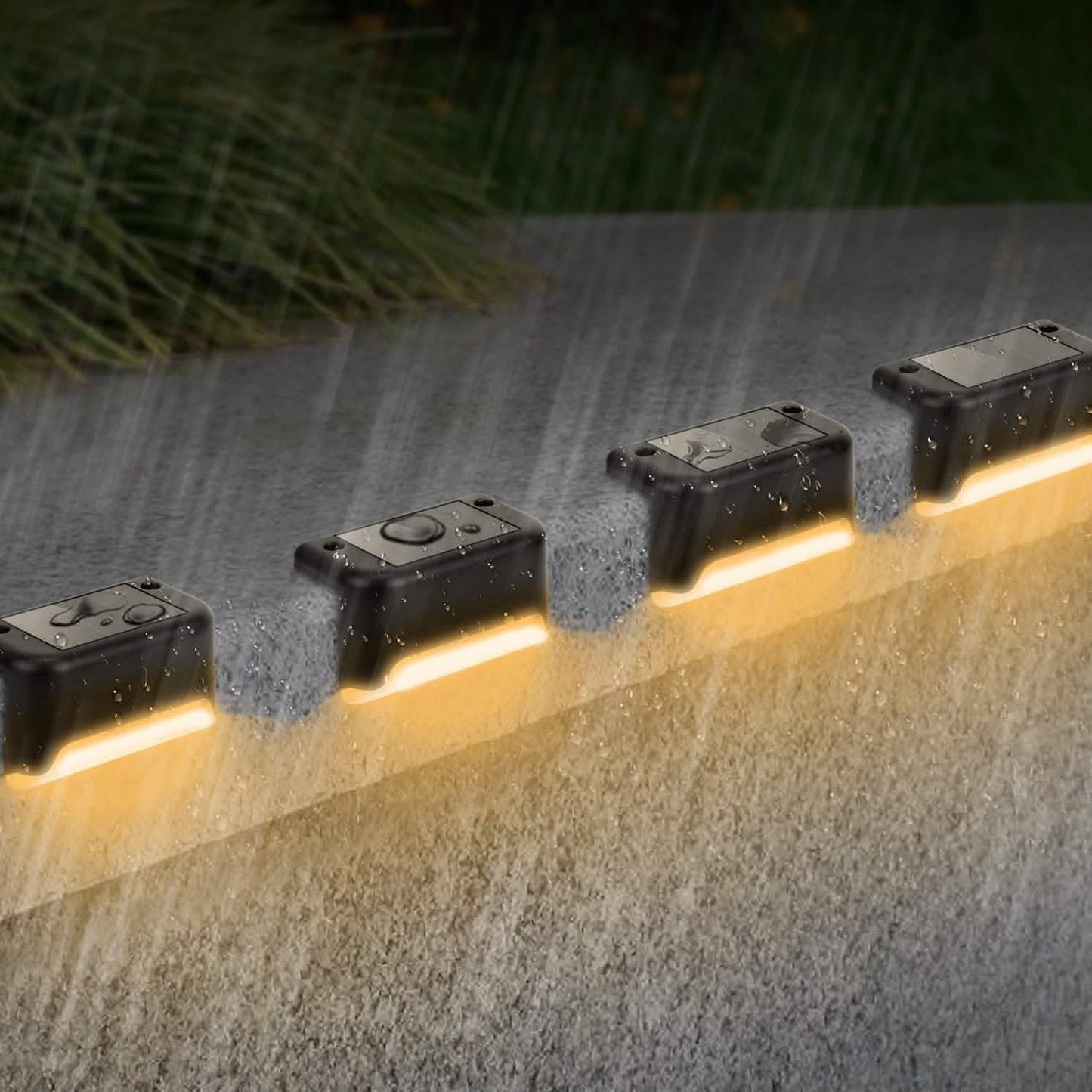 4-teilig: Solarbetriebene LED-Treppenleuchten