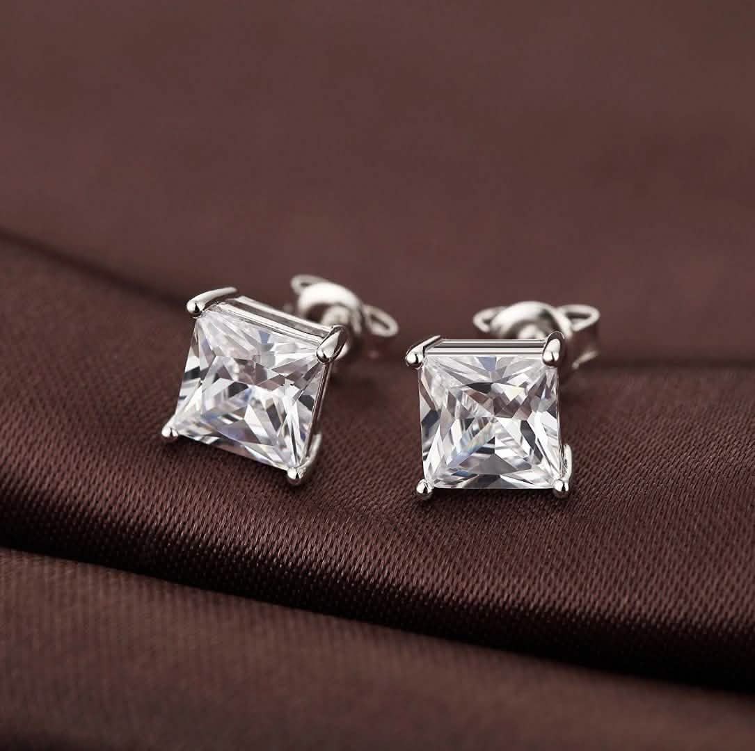 4MM Sterling Silber Prinzessin-Schliff Kristall-Ohrstecker