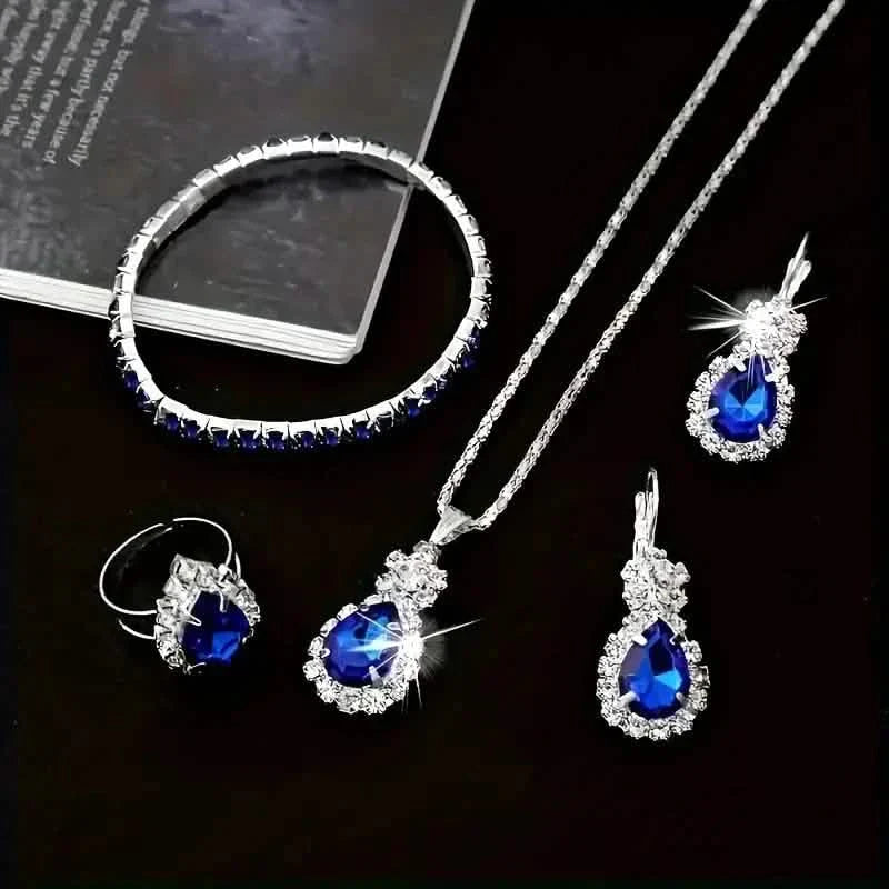 5-teiliges Set: Stilvolles Schmuckset für Damen, bestehend aus einem Paar Ohrringe, einer Halskette, einem Ring und einem Armband, verziert mit Glasakzenten