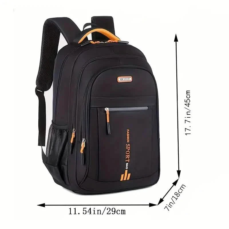 Stylischer Rucksack mit mehreren Fächern