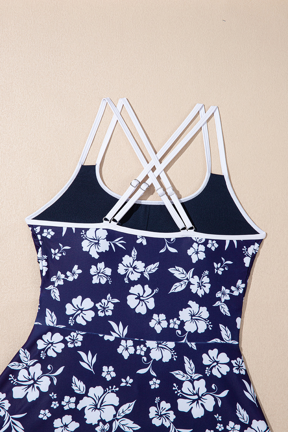 Kaylani einteiliger Badeanzug mit seitlichem Cut-out
