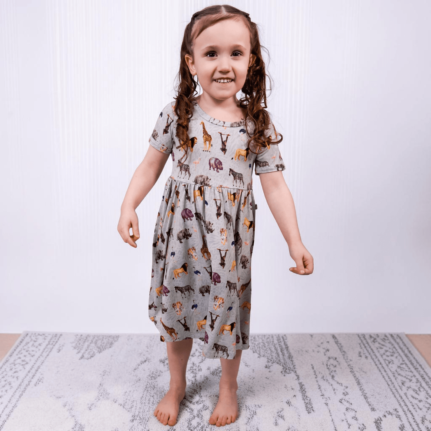 Kurzarmkleid & Shorts-Set