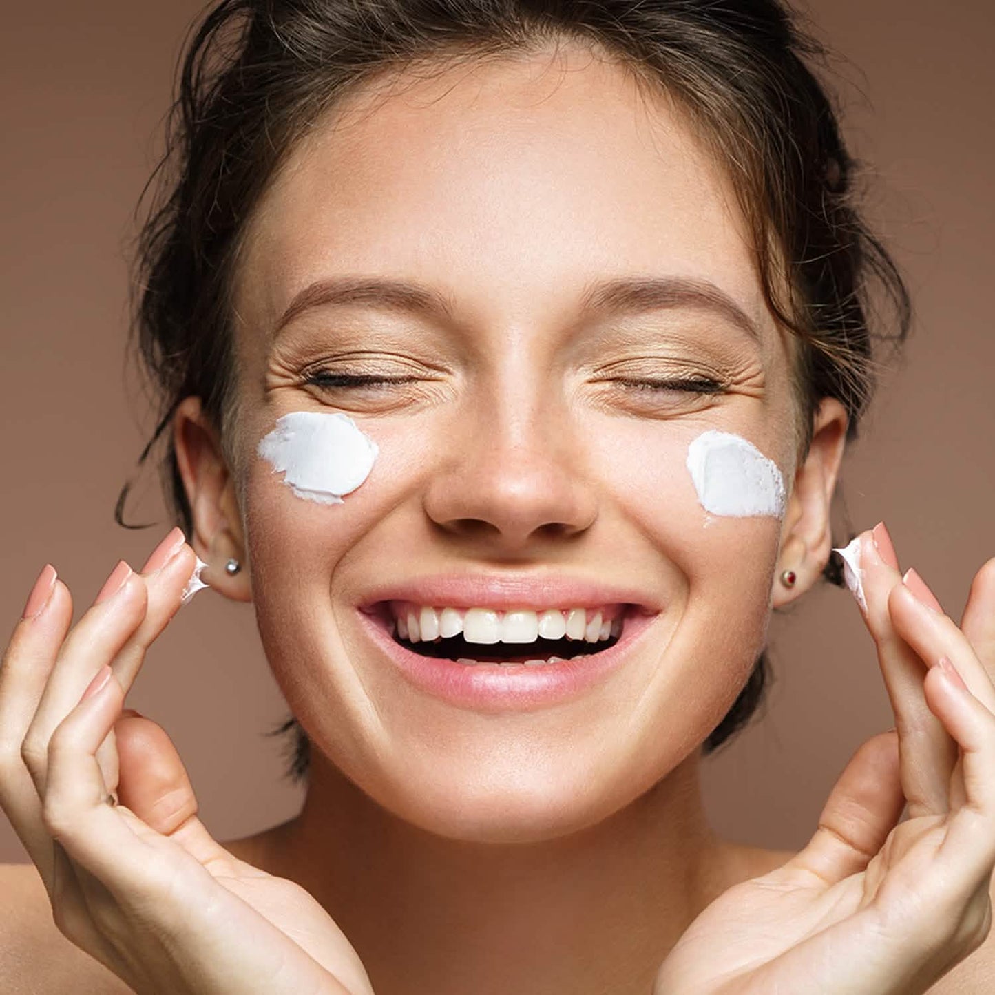 Niacinamide Gesichts-Feuchtigkeitscreme Tagescreme, tägliche Anti-Aging, Anti-Falten Gesichtscreme, B3 Vitamin Formel, Aloe Gesichtscreme, Kokosöl, Vitamin E