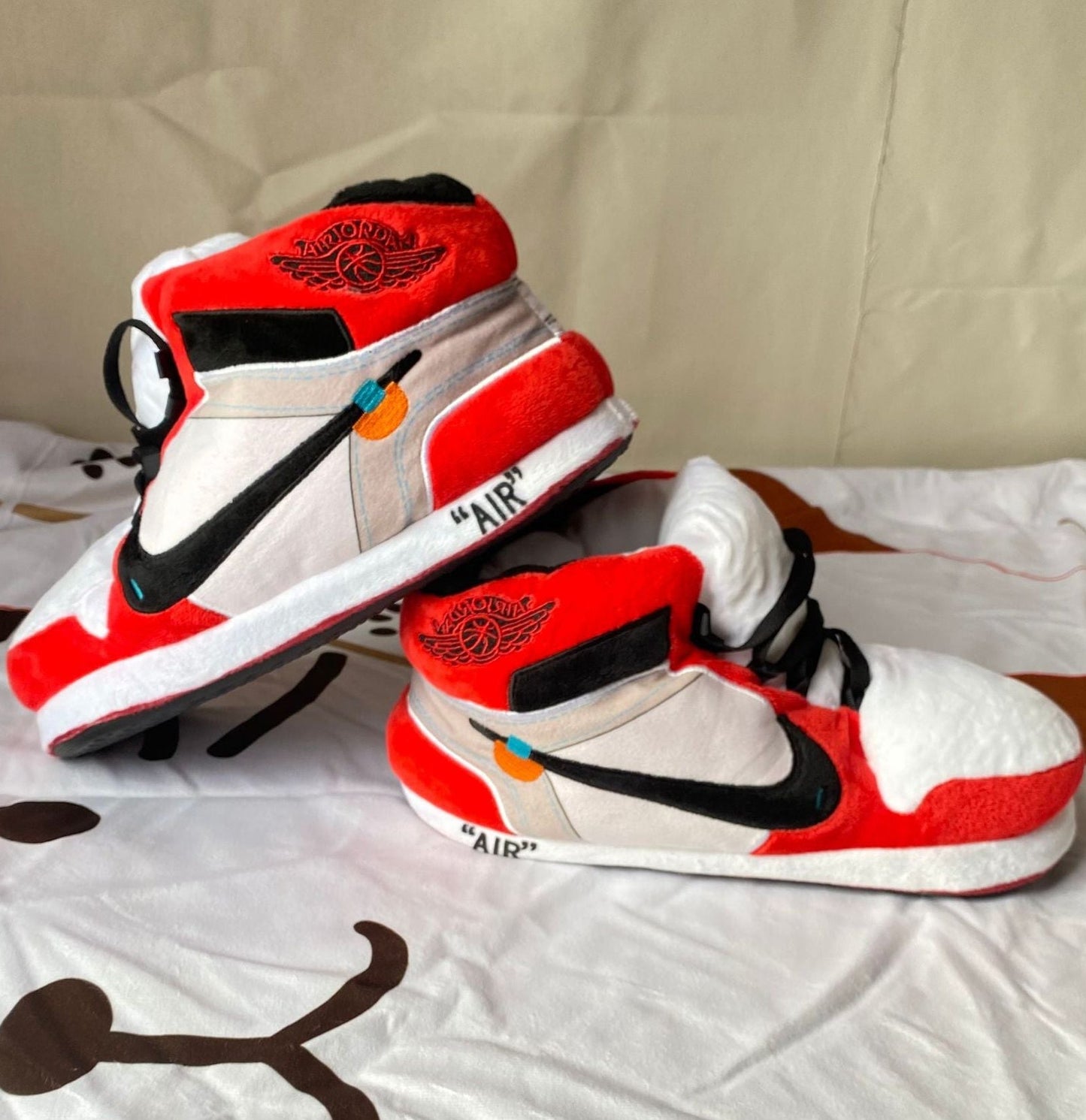 Sneaker Hausschuhe Off-White Rot OG Jordan 1 unisex für Erwachsene&Kinder