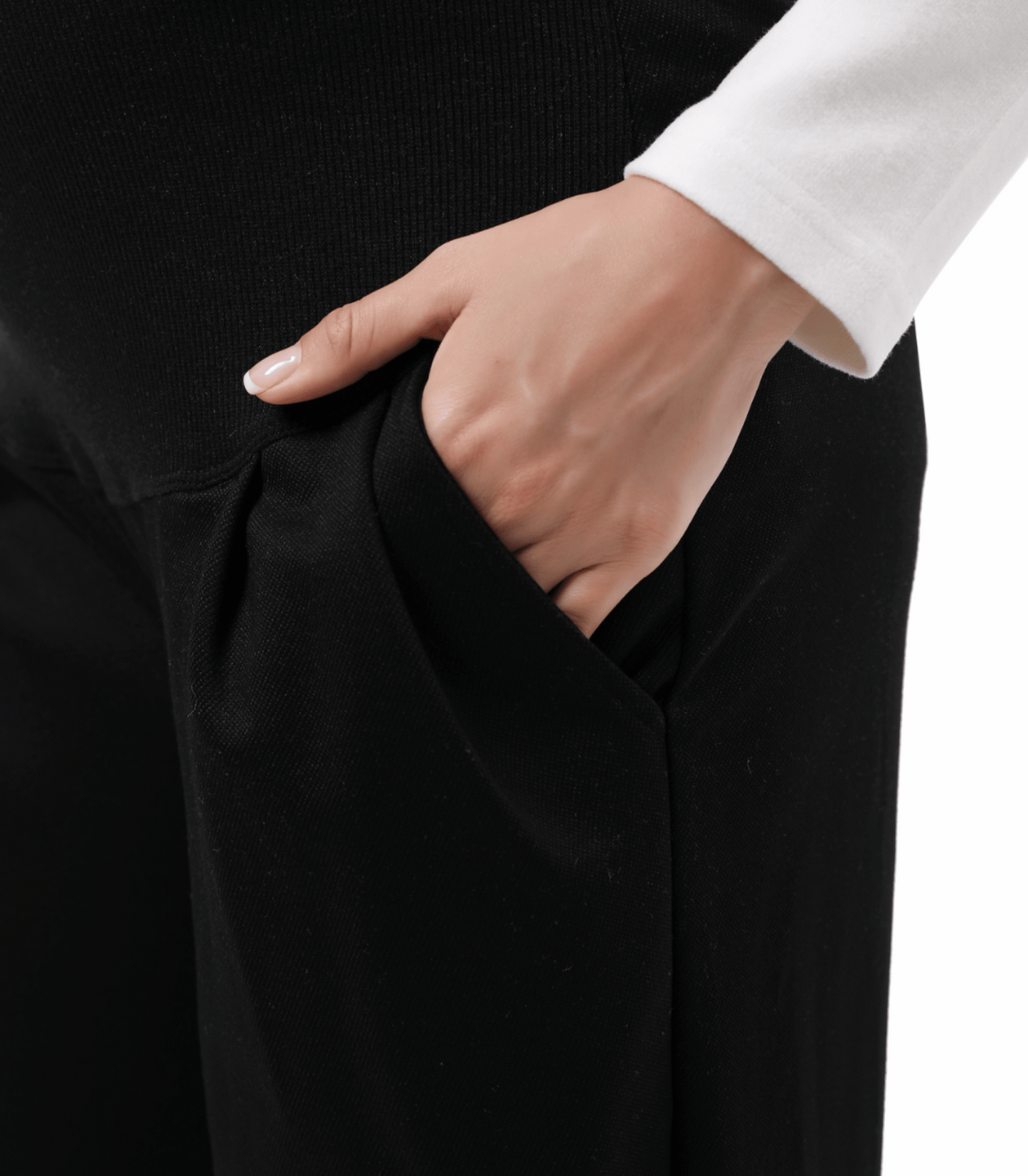 Die weite Umstands-Knöchelhose