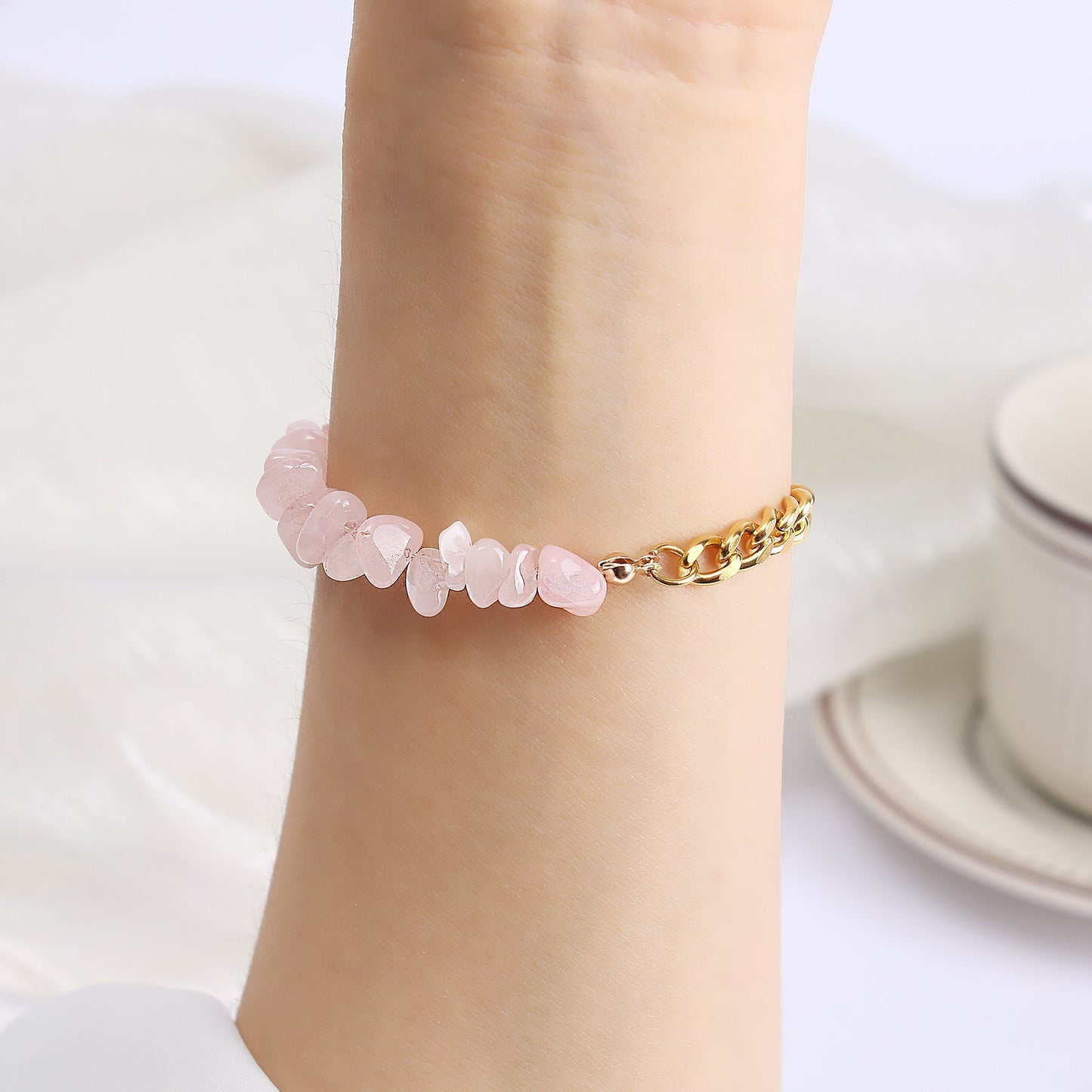 Armband aus unregelmäßig zerstoßenem Natur-Grün-Aventurin