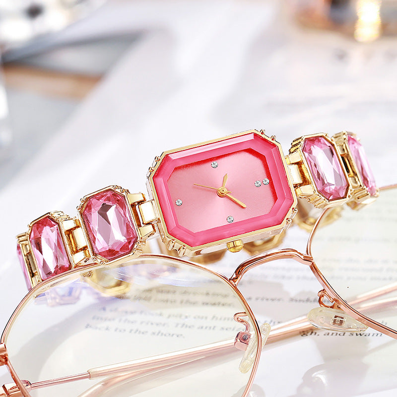 Hochwertige Rock Candy Volldiamantuhr von großer Eleganz