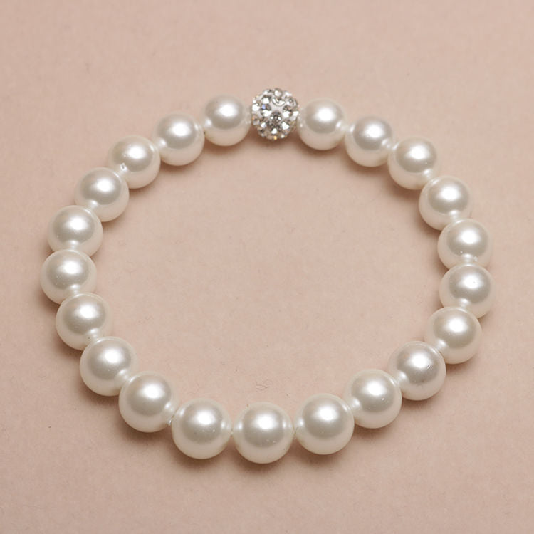 Elastisches Armband mit Perlmuttperlen
