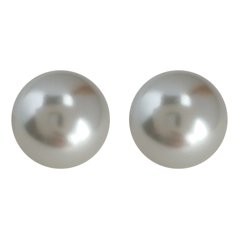 Ohrstecker aus Muschelperlen Grau