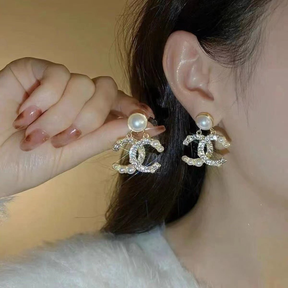 Double C Pearl Necklace Jewelry Set
